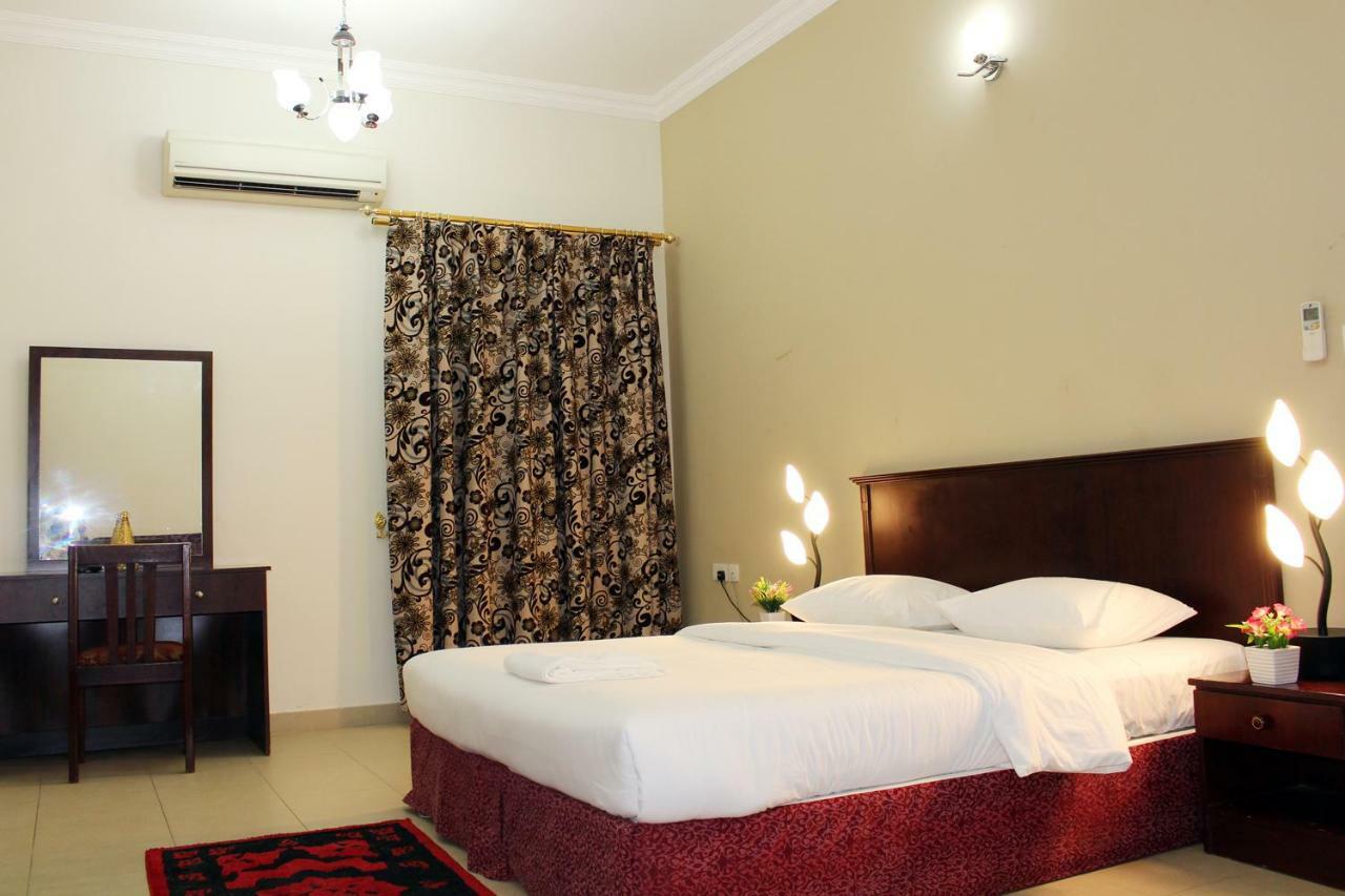 Aparthotel Sahara 2*